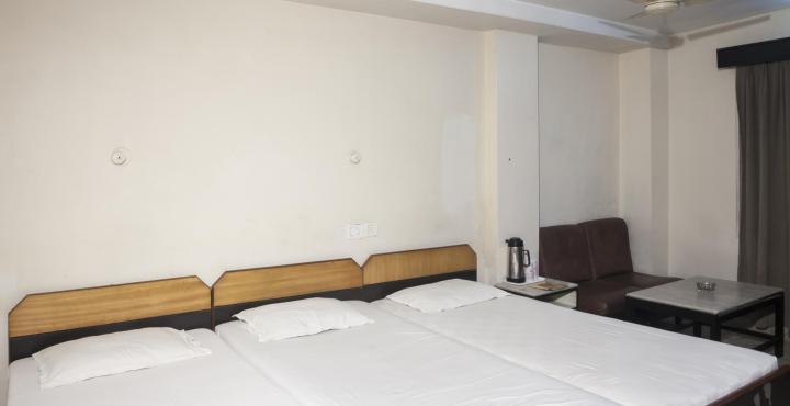 Saluja Residency Hotel Siliguri Bagian luar foto