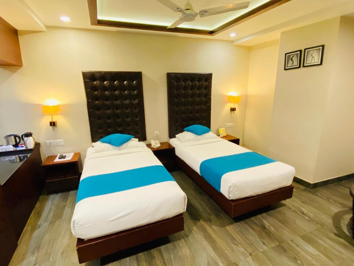 Saluja Residency Hotel Siliguri Bagian luar foto