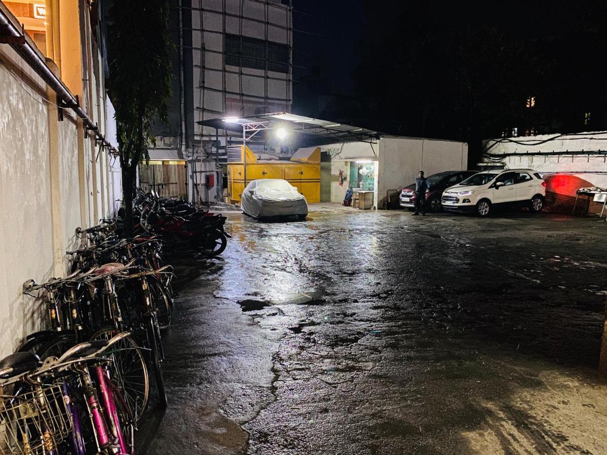 Saluja Residency Hotel Siliguri Bagian luar foto