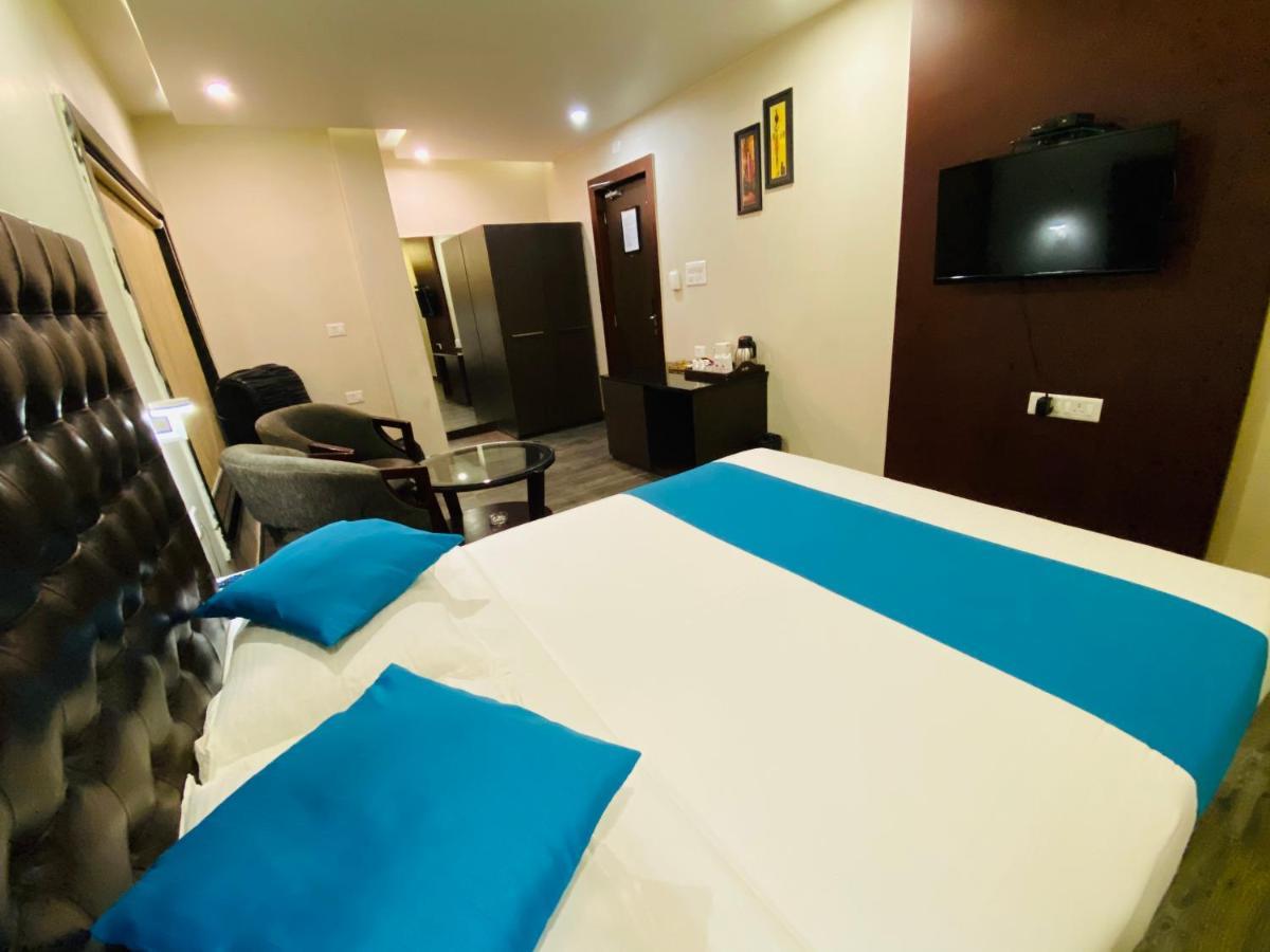 Saluja Residency Hotel Siliguri Bagian luar foto